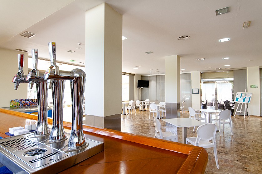 Cafetería - Hotel Castilla Alicante